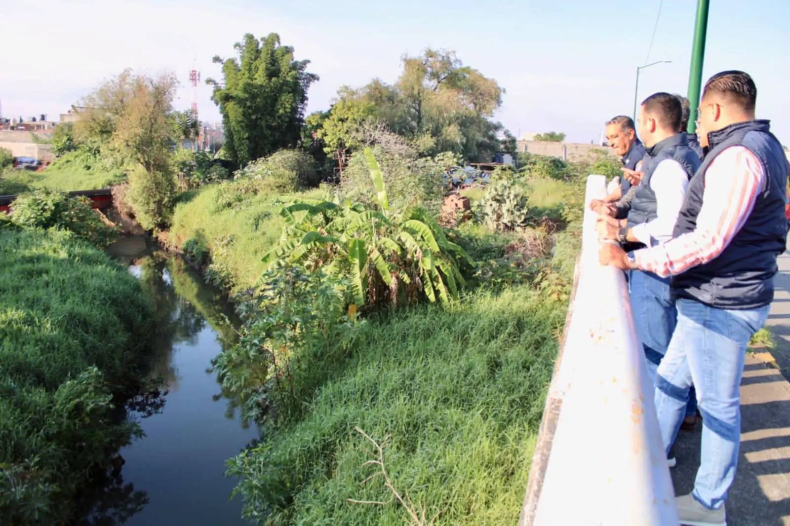 Yankel Benítez supervisa niveles de ríos y drenes de Morelia