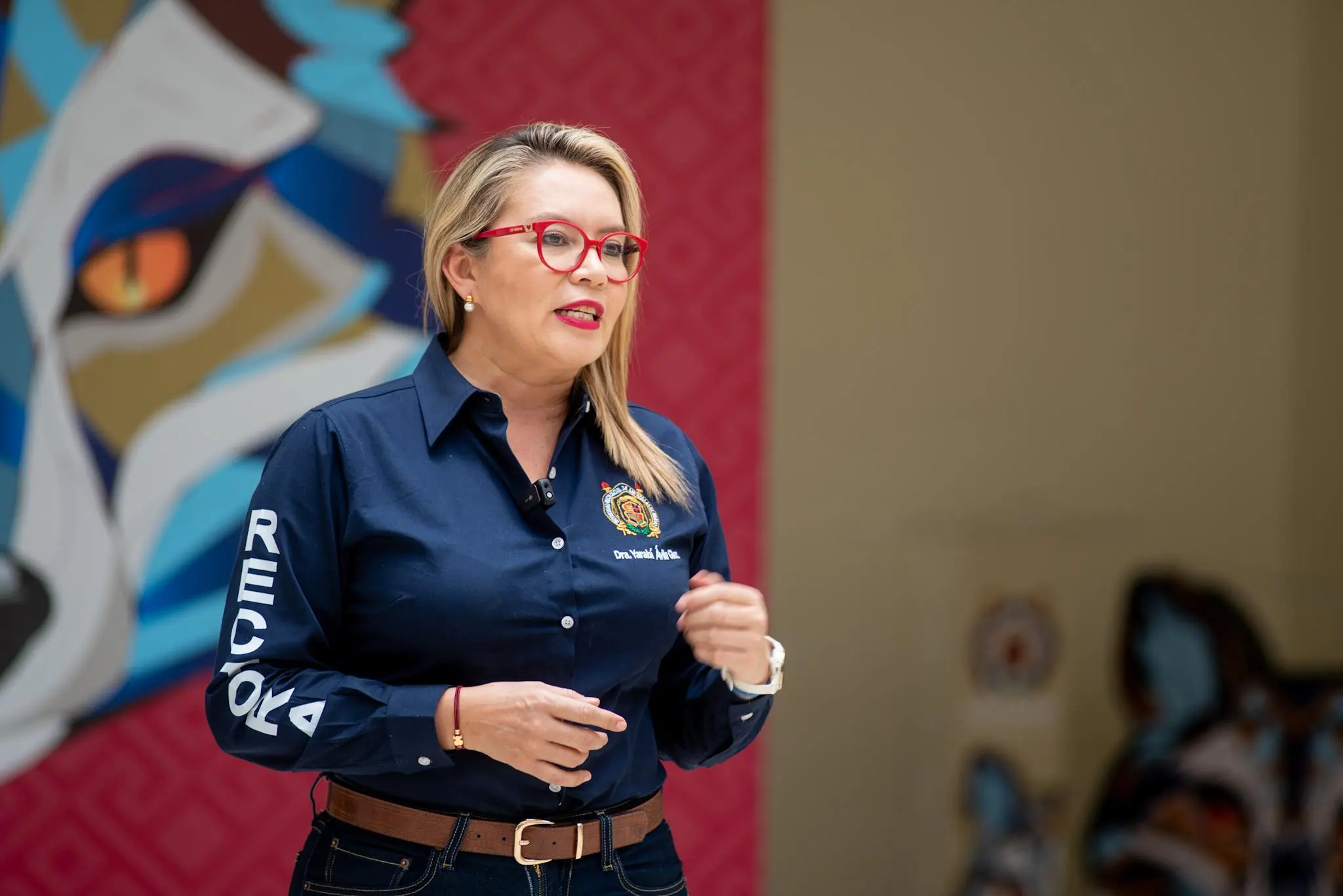 Yarabí Ávila invita a tramitar la ficha para ingresar a la UMSNH; el tiempo se agota