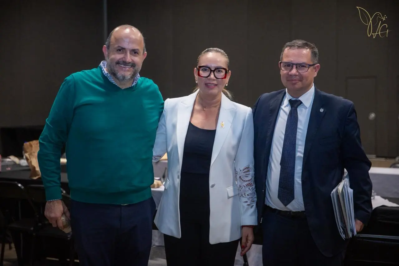 Yarabí Ávila participa en las Mesas de Diálogo del Plan Michoacán por la Paz y la Justicia; UMSNH plantea propuestas para abonar en la estrategia