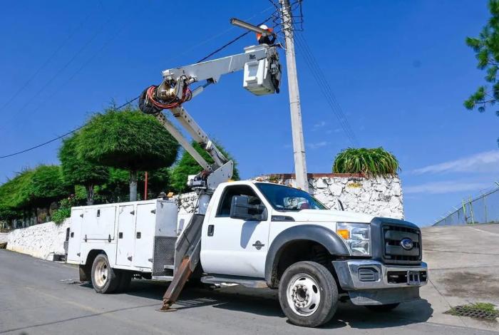 Zacapu avanza hacia comunidades más seguras e iluminadas: Mónica Valdez